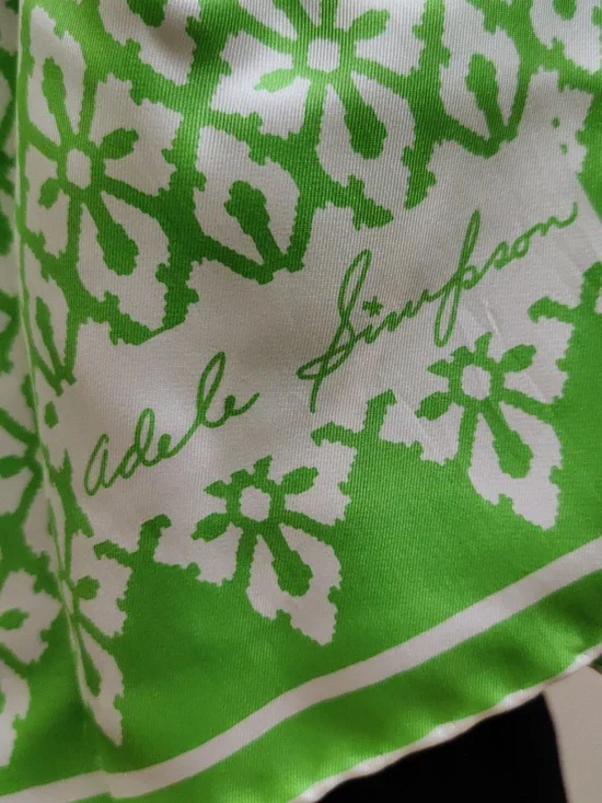 Vintage 1960s–70s Adele Simpson Silk Scarf – Mod Graphic Floral, Oblong 16x68 - Picture 4 of 10
